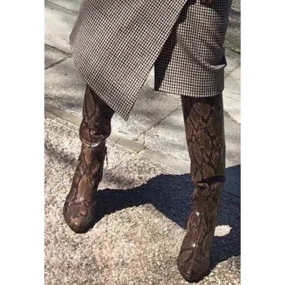 ZARA Snakeskin Print Knee High Boots Block Heel Brown Faux Leather Size US 7.5 - Picture 3 of 10